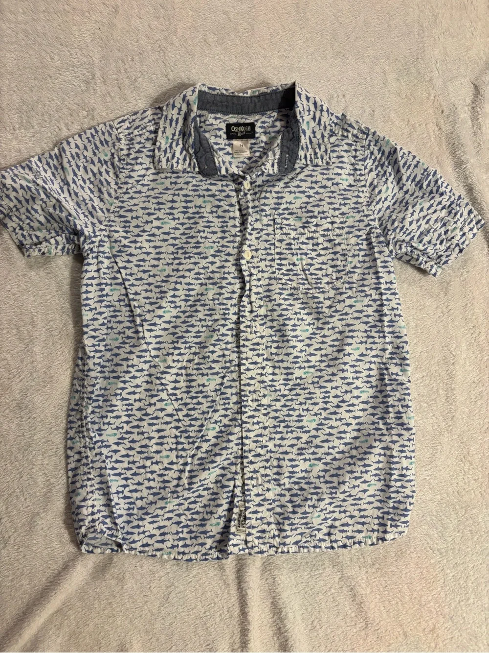 OshKosh B'gosh White Short Sleeve Button-Up Shirt with Blue Shark Print
